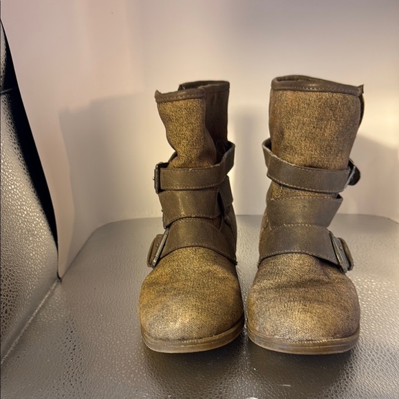 Muk Luks Brown Ankle Boots with Buckle Details - Picture 1 of 6
